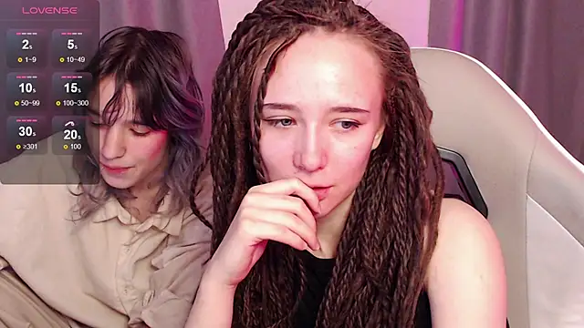 Snapshot of Robin_yourss chatting on 28, 4, 2026 Robin yourss online show from 28, 4, 2026