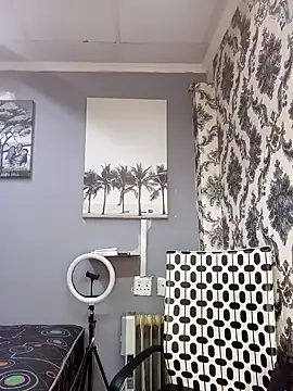 DickDiva1 online show from 2, 2, 2025