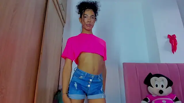 Snapshot of bloom444 chatting on 15, 12, 2024 bloom444 online show from 15, 12, 2024