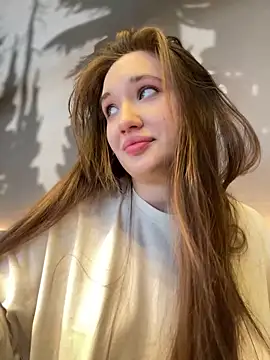 Holly Molii online show from 26, 1, 2025