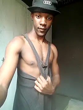 Snapshot of king_kgosiey55 chatting on 22, 5, 2026 king kgosiey55 online show from 22, 5, 2026
