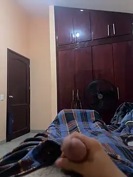 Snapshot of jonathan909 chatting on 20, 12, 2025 jonathan909 online show from 20, 12, 2025