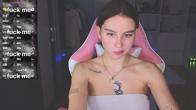 Snapshot of doll_barbieee chatting on 8, 7, 2026 doll barbieee online show from 8, 7, 2026