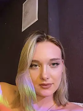 Snapshot of Alisa_Rise chatting on 22, 3, 2025 Alisa Rise online show from 22, 3, 2025