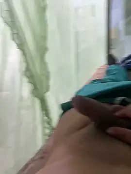 Snapshot of Avilespozo19993 chatting on 26, 11, 2025 Avilespozo19993 online show from 26, 11, 2025