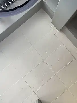 Curveysinaa online show from 6, 11, 2025