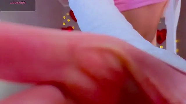 Snapshot of Red__Candy chatting on 12, 3, 2026 Red Candy online show from 12, 3, 2026