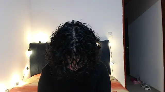 Snapshot of Bitsy_Messy chatting on 15, 6, 2026 Bitsy Messy online show from 15, 6, 2026