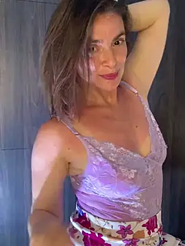 Snapshot of Liloo8923 chatting on 18, 3, 2026 Liloo8923 online show from 18, 3, 2026