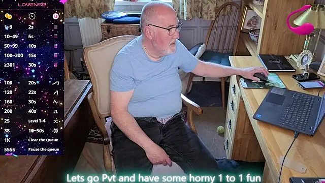 Snapshot of Adamdaddybear chatting on 24, 5, 2026 Adamdaddybear online show from 24, 5, 2026