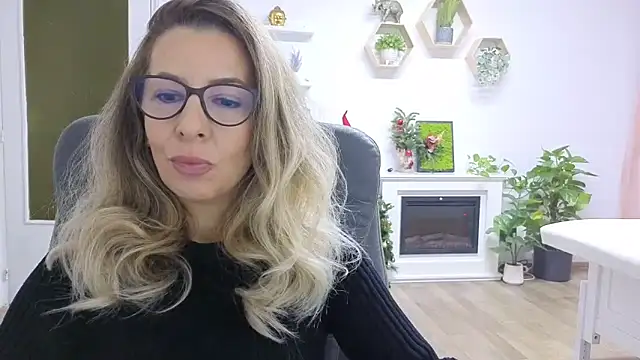 Snapshot of SukyGirl chatting on 7, 1, 2026 SukyGirl online show from 7, 1, 2026