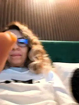 Snapshot of SukyGirl chatting on 16, 1, 2026 SukyGirl online show from 16, 1, 2026