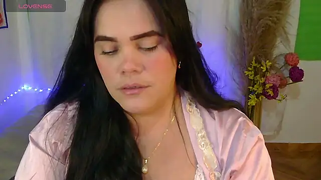 Snapshot of blue_angel33 chatting on 17, 3, 2026 blue angel33 online show from 17, 3, 2026