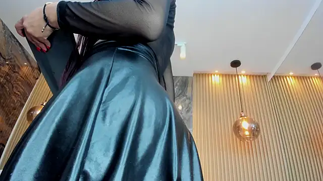 ella harper online show from 30, 1, 2025