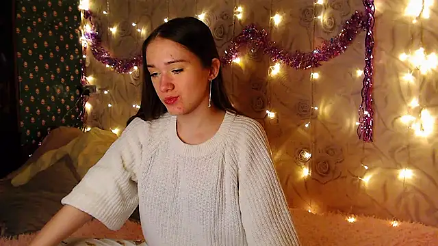 fluffy kitty  online show from 5, 3, 2025