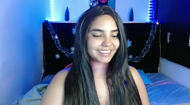 Snapshot of Miapeyton chatting on 4, 12, 2024 Miapeyton online show from 4, 12, 2024