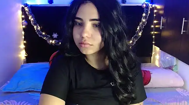 Snapshot of Miapeyton chatting on 14, 12, 2024 Miapeyton online show from 14, 12, 2024