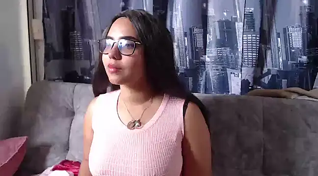 Snapshot of Miapeyton chatting on 23, 1, 2025 Miapeyton online show from 23, 1, 2025