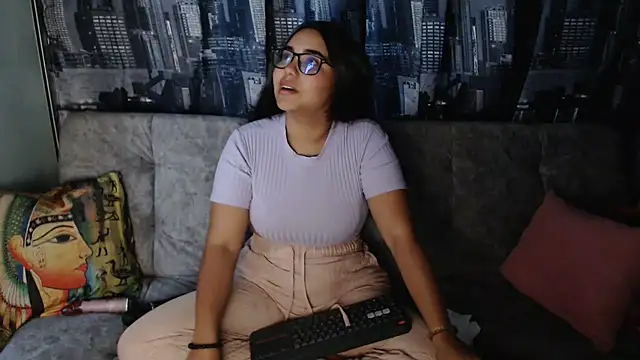 Snapshot of Miapeyton chatting on 24, 1, 2025 Miapeyton online show from 24, 1, 2025