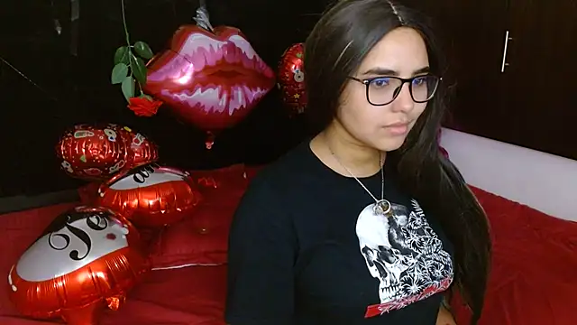 Snapshot of Miapeyton chatting on 7, 2, 2025 Miapeyton online show from 7, 2, 2025