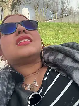 Snapshot of Miapeyton chatting on 18, 3, 2025 Miapeyton online show from 18, 3, 2025