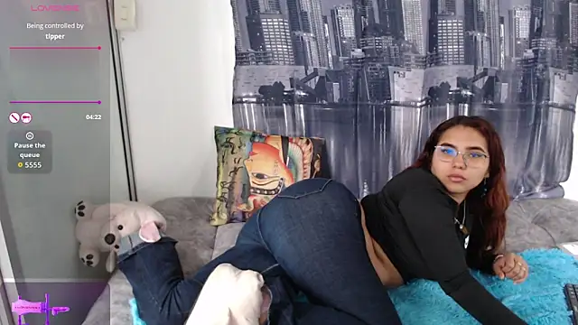 Snapshot of Miapeyton chatting on 27, 9, 2025 Miapeyton online show from 27, 9, 2025