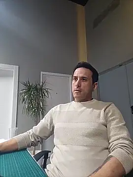 Lucas   81 online show from 4, 3, 2026