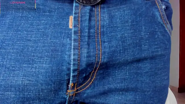 Latrellx7 online show from 17, 4, 2026