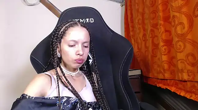 sweetdam12 online show from 10, 1, 2025