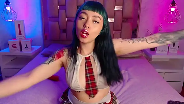 GigiVolkova online show from 6, 1, 2025