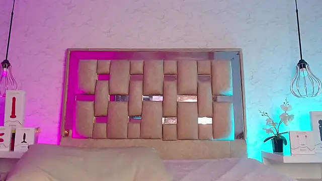 GigiVolkova online show from 2, 2, 2025