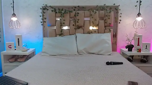 GigiVolkova online show from 28, 11, 2025