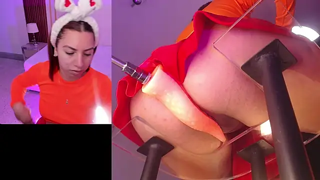 Snapshot of CamilaVegas_ chatting on 25, 11, 2025 CamilaVegas online show from 25, 11, 2025