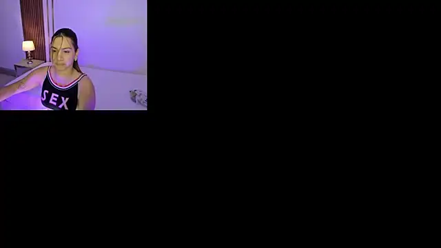 Snapshot of CamilaVegas_ chatting on 8, 5, 2026 CamilaVegas online show from 8, 5, 2026