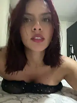 Snapshot of SabrinaVega chatting on 5, 1, 2025 SabrinaVega online show from 5, 1, 2025