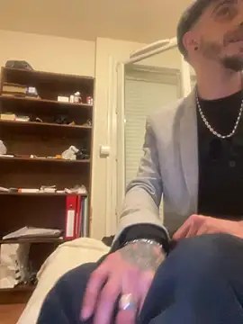 Snapshot of Rebeu313 chatting on 15, 3, 2026 Rebeu313 online show from 15, 3, 2026