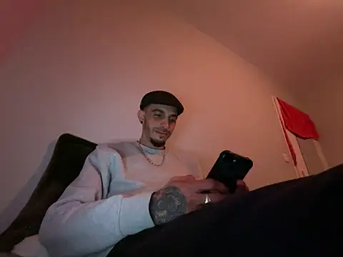 Snapshot of Rebeu313 chatting on 23, 3, 2026 Rebeu313 online show from 23, 3, 2026