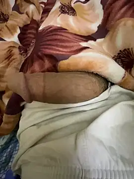 Snapshot of hamed-697 chatting on 25, 12, 2024 hamed-697 online show from 25, 12, 2024