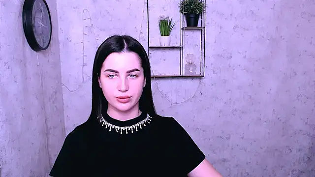 Snapshot of DivaKaily_ chatting on 1, 2, 2025 DivaKaily  online show from 1, 2, 2025