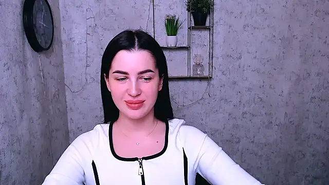 Snapshot of DivaKaily_ chatting on 6, 2, 2025 DivaKaily  online show from 6, 2, 2025