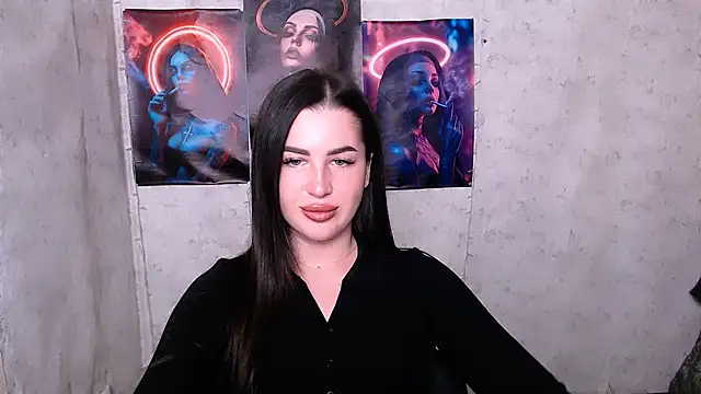 Snapshot of DivaKaily_ chatting on 8, 10, 2025 DivaKaily  online show from 8, 10, 2025