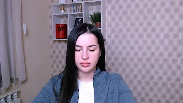 Snapshot of DivaKaily_ chatting on 21, 10, 2025 DivaKaily  online show from 21, 10, 2025