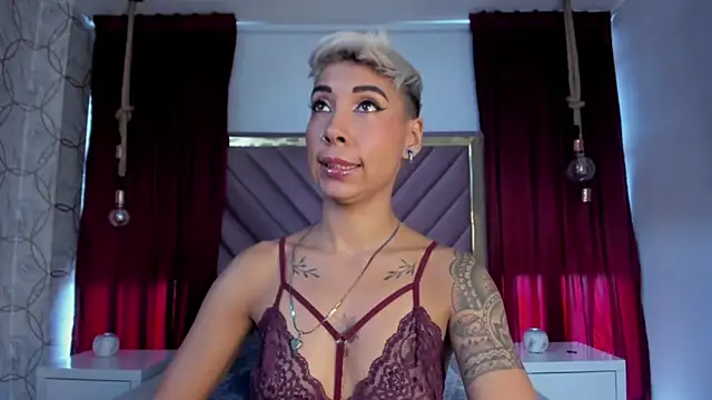 MiaMorgan  online show from 20, 2, 2025