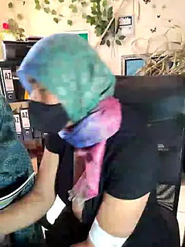 Snapshot of NAJWA-ARAB chatting on 19, 2, 2025 NAJWA-ARAB online show from 19, 2, 2025