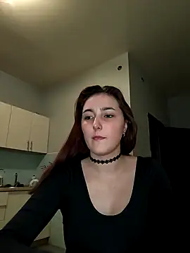 MiaStika online show from 4, 12, 2024