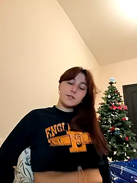 MiaStika online show from 4, 1, 2025