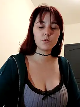 MiaStika online show from 20, 2, 2025