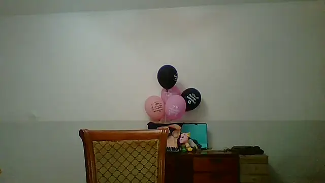 MiaStika online show from 16, 9, 2025