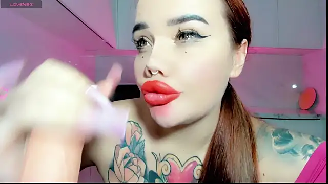 Snapshot of Aira_vi chatting on 6, 12, 2024 Aira vi online show from 6, 12, 2024