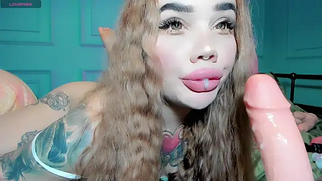 Snapshot of Aira_vi chatting on 5, 1, 2025 Aira vi online show from 5, 1, 2025